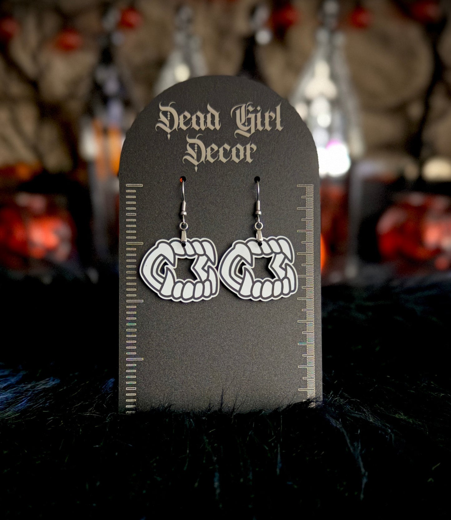 Vampire fangs earrings
